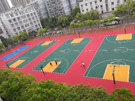 武漢長(zhǎng)虹第一中學(xué)籃球場(chǎng)地